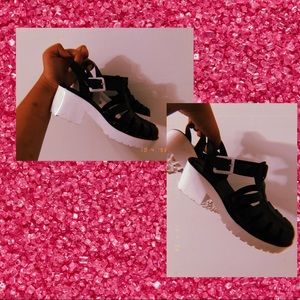 👡 BLACK “JELLY” PLATFORMS 👡